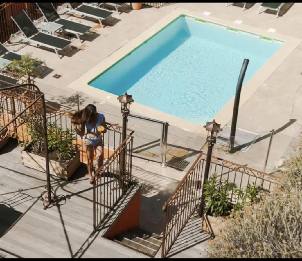 Hostellerie Du Cigalou Bormes-les-Mimosas Exterior foto
